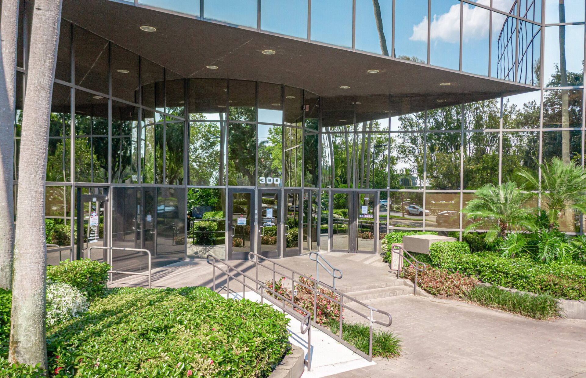 Entrance to our new Plantation office